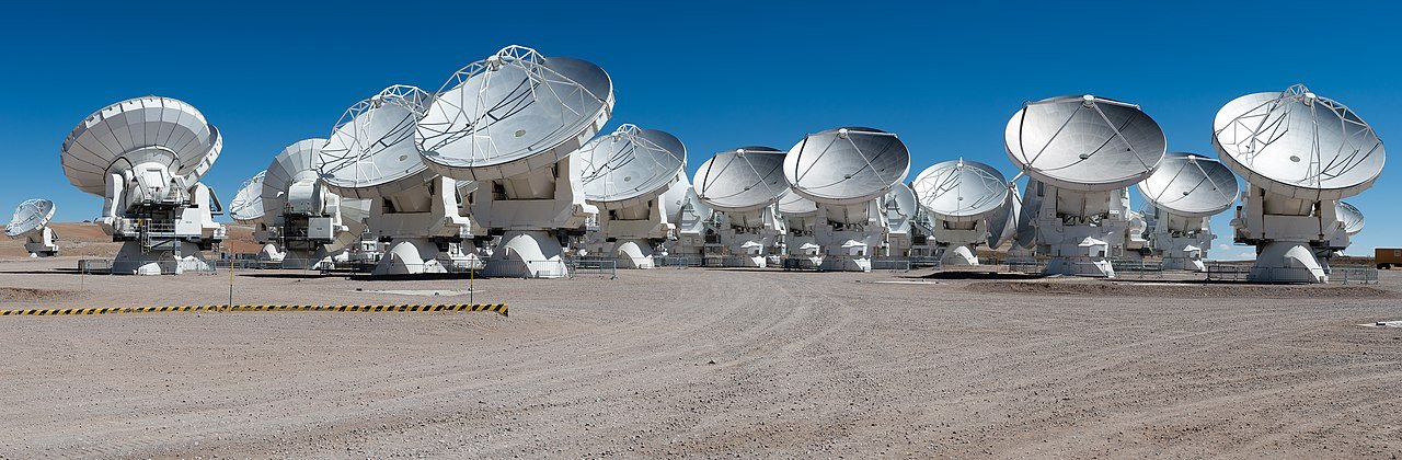 ALMA_-_Antennas_in_compact_configuration