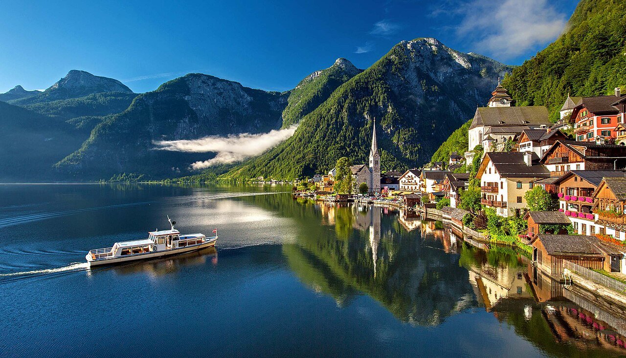 Hallstatt_Austria_Bergsee_Lake_Alpine_Summer