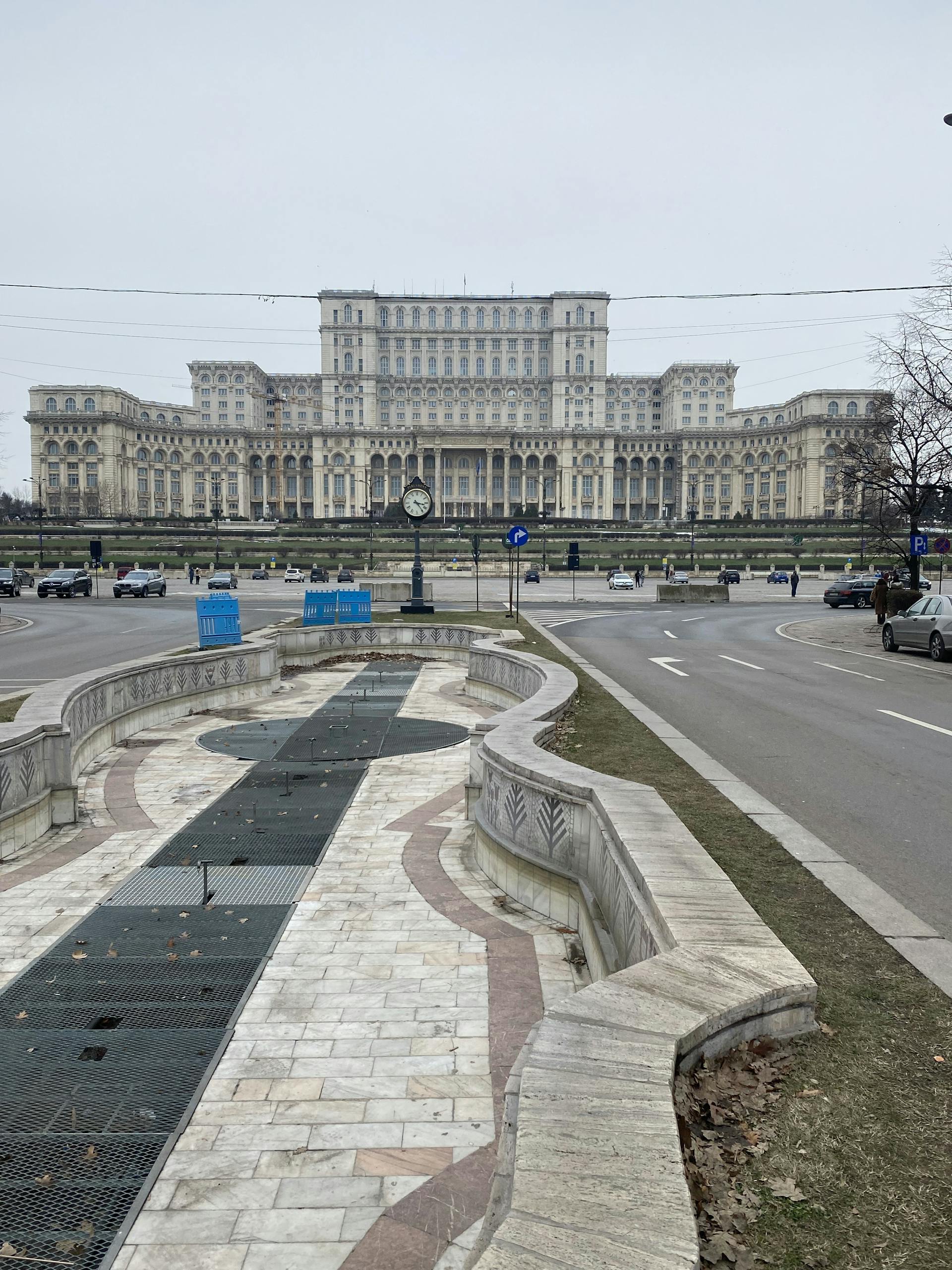 pexels-vector-box-2153532131-33101228